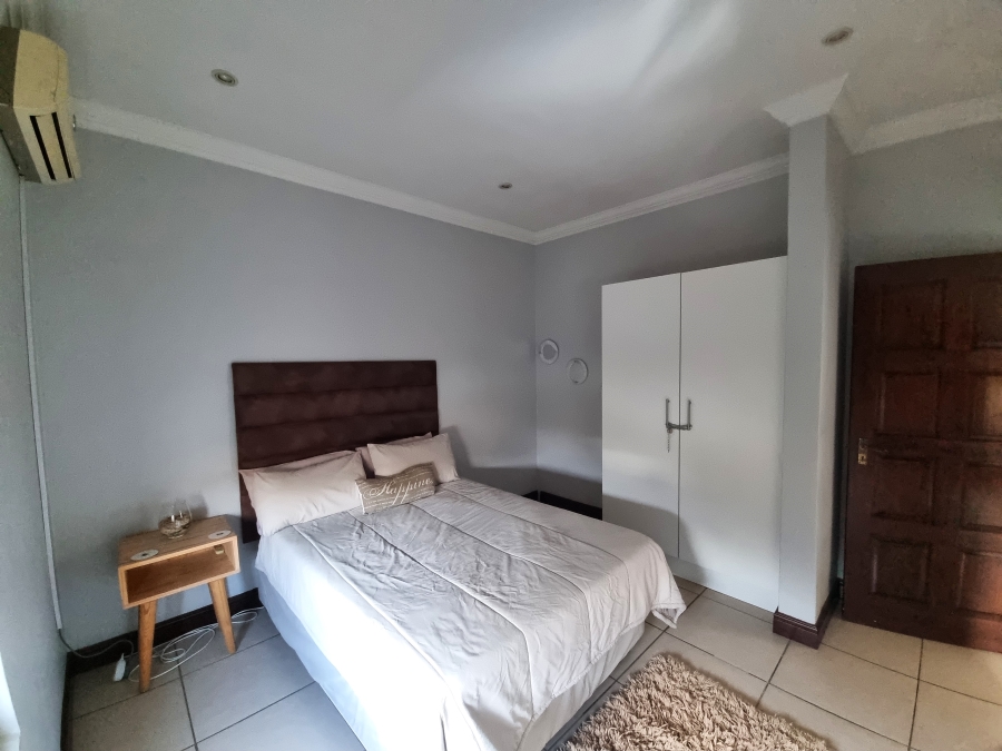3 Bedroom Property for Sale in Hartbeesfontein AH North West